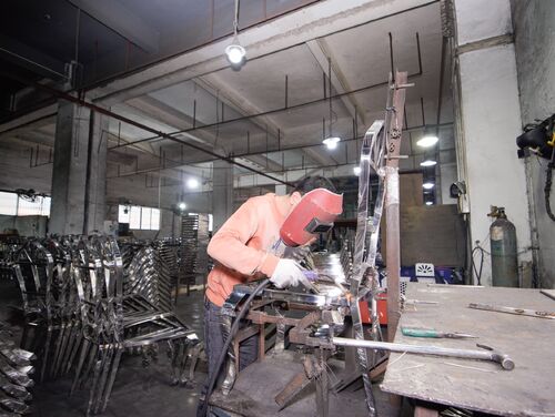 τελευταία εταιρικά νέα σχετικά με Επικεντρωθείτε στην εξαγωγή γαμήλιων επίπλων. Δημιουργήστε μια ολοκαίνουργια σειρά, ενσωματώστε την εφοδιαστική αλυσίδα και προσφέρετε εξατομικευμένες λύσεις