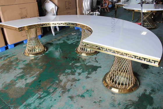 Μικρό MDF βάσεων μέσης να δειπνήσει φεγγαριών επιτραπέζιων κορυφών μισό πλαίσιο επιτραπέζιου καθορισμένο ανοξείδωτου για το γαμήλιο γεγονός