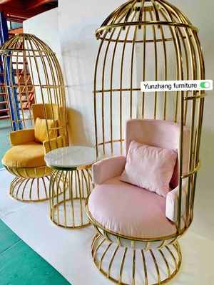 Άνετο ανοξείδωτο εδρών Birdcage μετάλλων χρυσό για το συμπόσιο ξενοδοχείων
