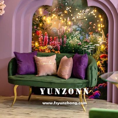 Μοντέρνος καναπές διθέσιος από ανοξείδωτο ατσάλι με βελούδινο ύφασμα για ξενοδοχεία και εκδηλώσεις γάμου