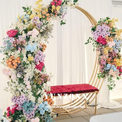 Καλή τιμή Χρυσός καναπές από ανοξείδωτο χάλυβα σχήμα κύκλου σχεδιασμός για ζευγάρια για γάμο και τραπέζι άνετες καρέκλες τραπέζι σε απευθείας σύνδεση